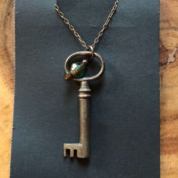 Key Necklace - Picture 4 of 4